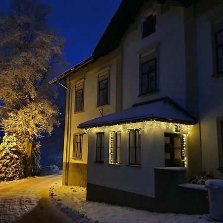 Aparthotel Stará Škola Hedeč Králíky Esterno foto