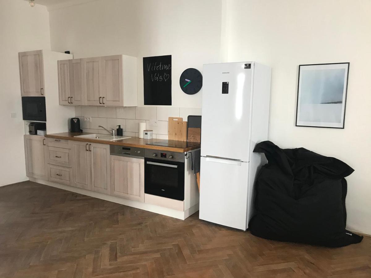 Aparthotel Stará Škola Hedeč Králíky Esterno foto