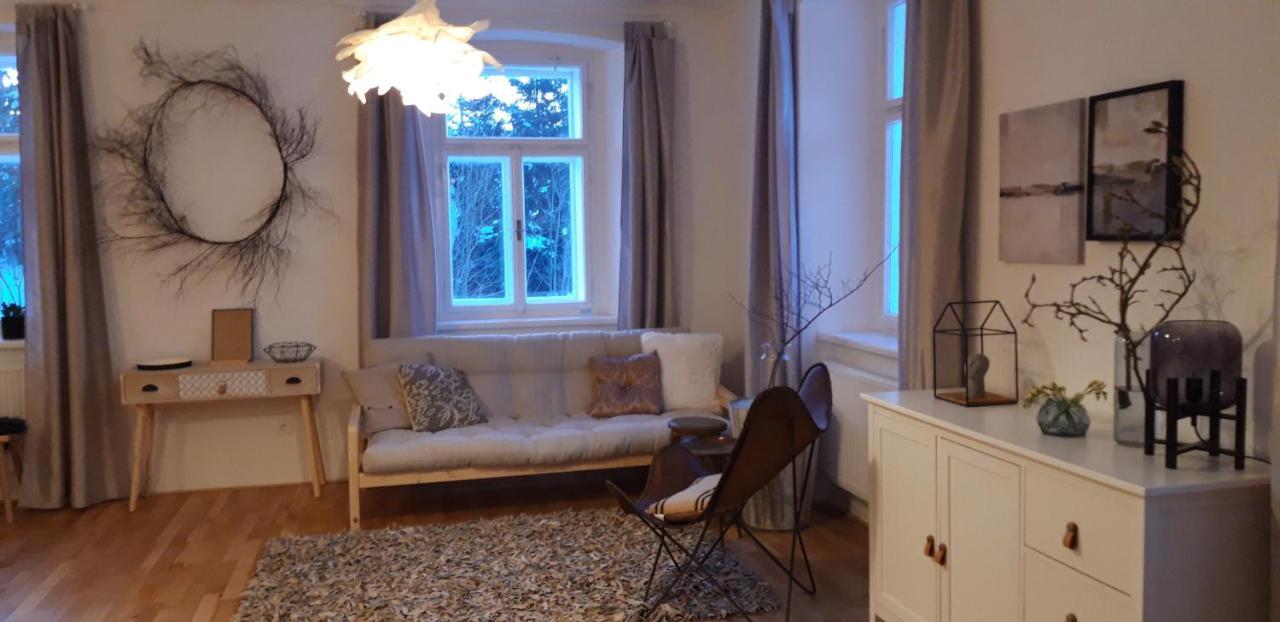 Aparthotel Stará Škola Hedeč Králíky Esterno foto