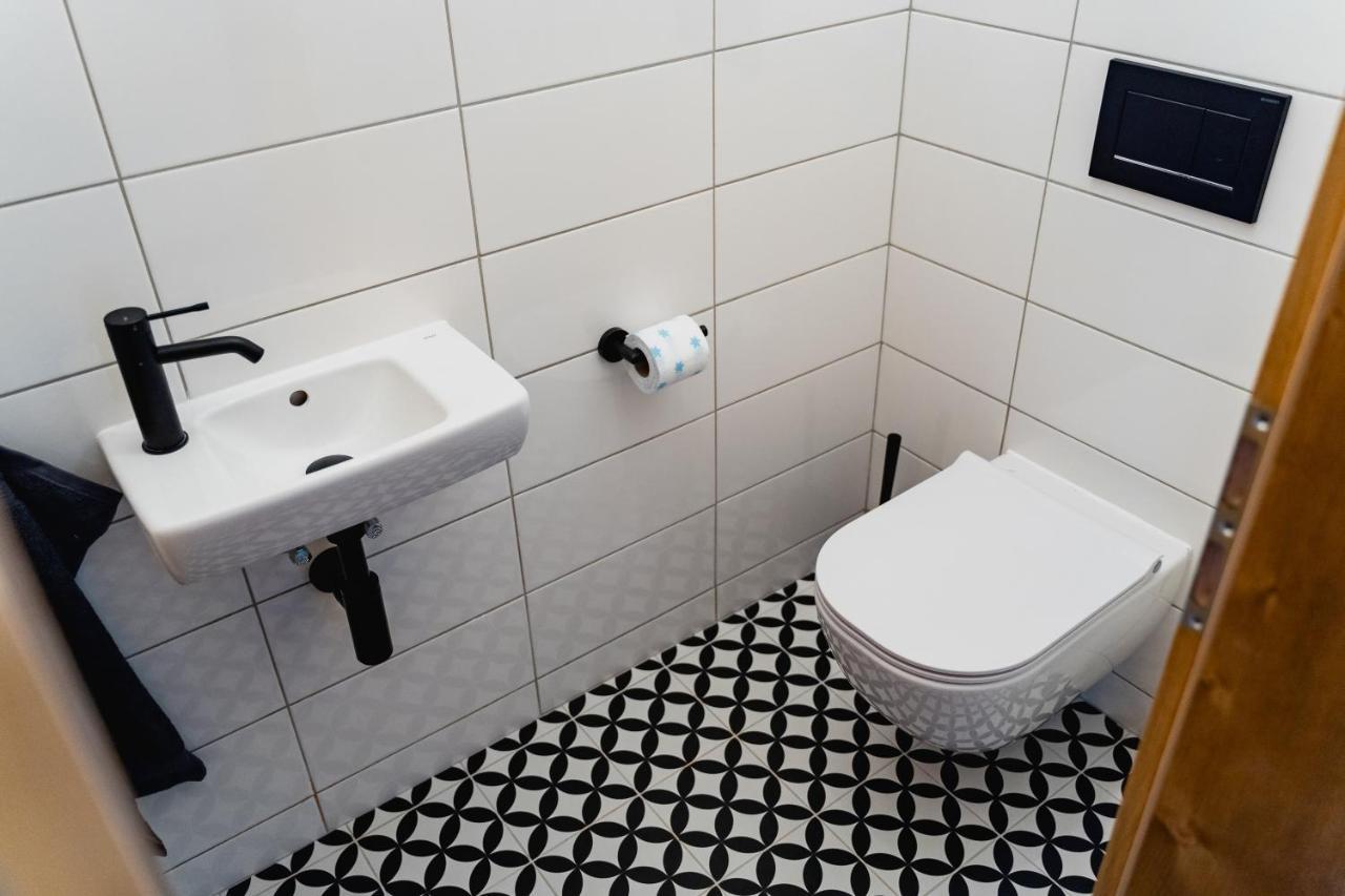 Aparthotel Stará Škola Hedeč Králíky Esterno foto