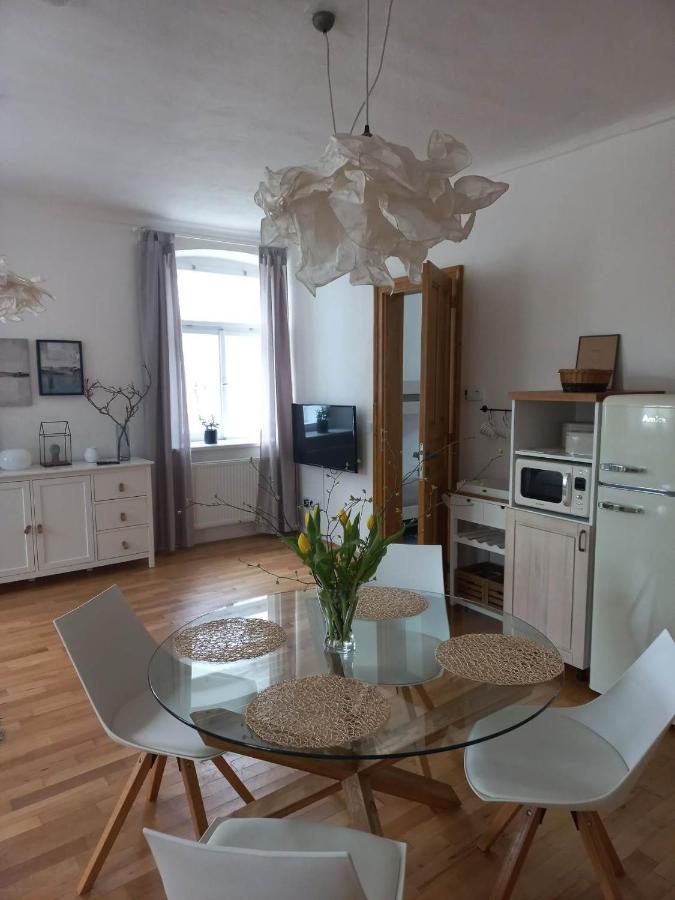 Aparthotel Stará Škola Hedeč Králíky Esterno foto